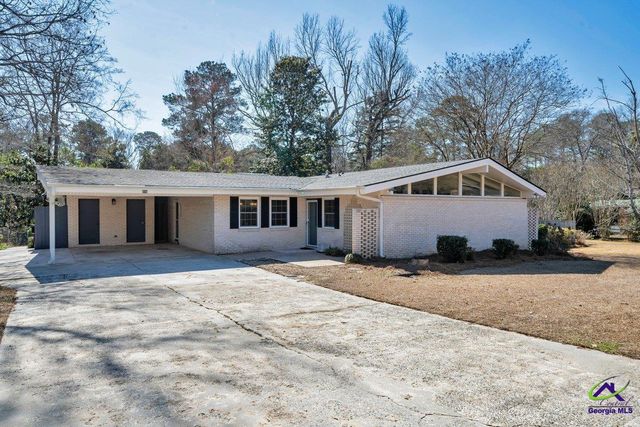 216 Pine Valley Drive, Warner Robins, GA 31088