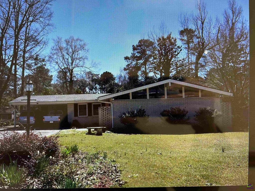 216 Pine Valley Drive, Warner Robins, GA 31088