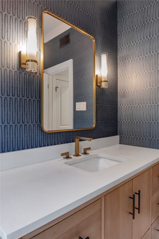 5425 Springmeadow Drive, Dallas, TX 75229