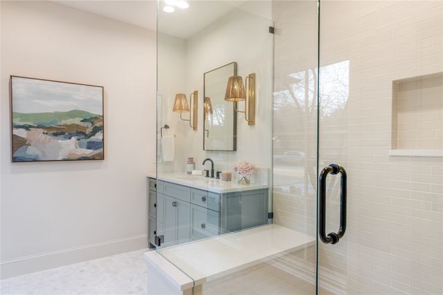 5425 Springmeadow Drive, Dallas, TX 75229