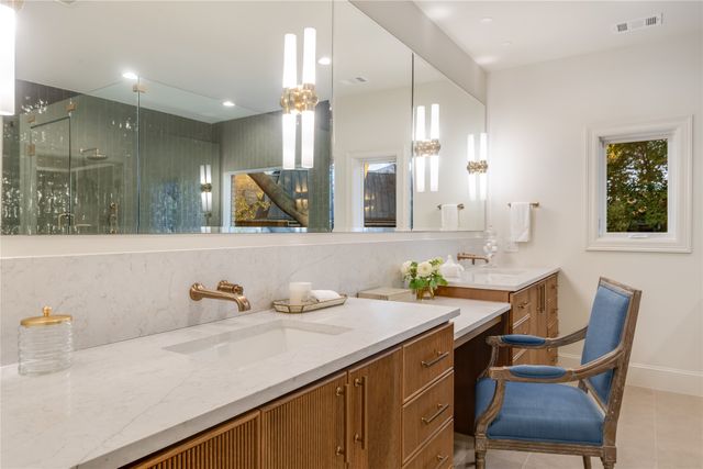 5425 Springmeadow Drive, Dallas, TX 75229