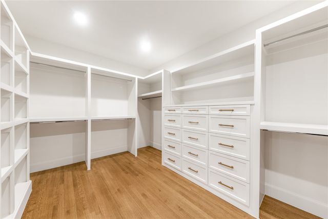 5425 Springmeadow Drive, Dallas, TX 75229