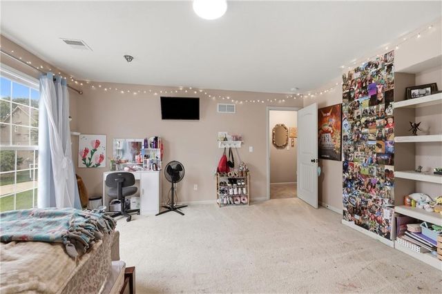 7361 N Congress Avenue, Kansas City, MO 64152