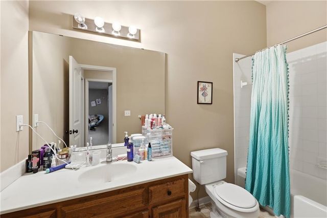 7361 N Congress Avenue, Kansas City, MO 64152
