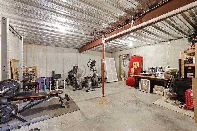 7361 N Congress Avenue, Kansas City, MO 64152