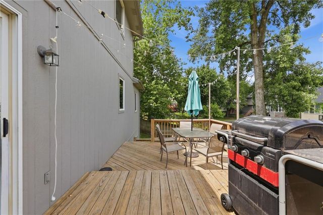 7361 N Congress Avenue, Kansas City, MO 64152