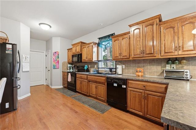 7361 N Congress Avenue, Kansas City, MO 64152