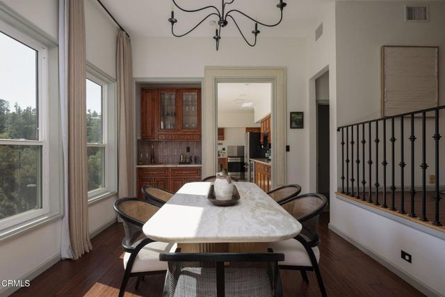 52 N Arroyo Boulevard, Pasadena, CA 91105