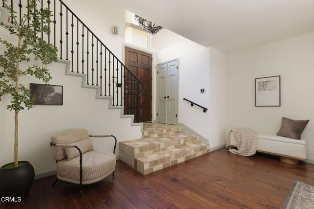 52 N Arroyo Boulevard, Pasadena, CA 91105