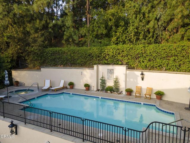 52 N Arroyo Boulevard, Pasadena, CA 91105