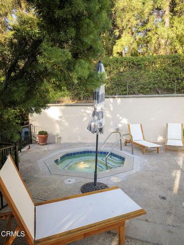 52 N Arroyo Boulevard, Pasadena, CA 91105