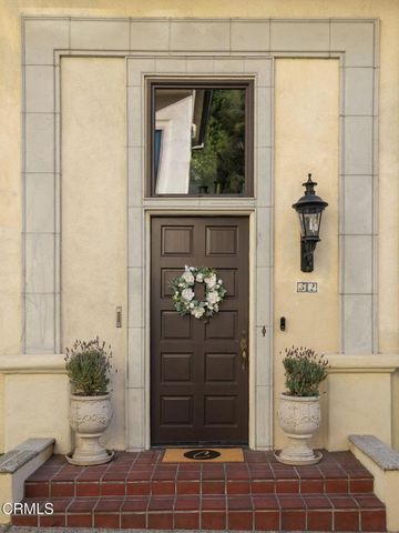 52 N Arroyo Boulevard, Pasadena, CA 91105