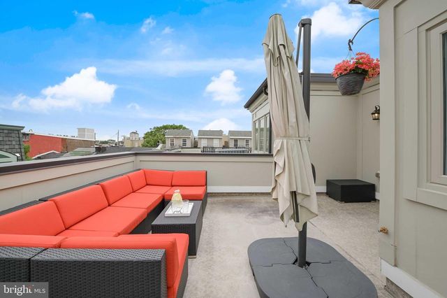 27 YOGURT LN, Baltimore, MD 21231