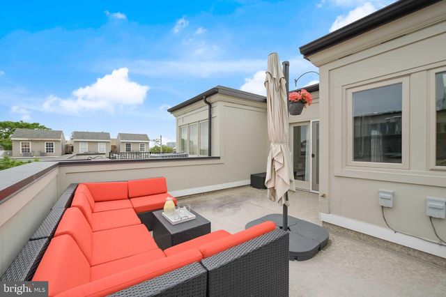 27 YOGURT LN, Baltimore, MD 21231