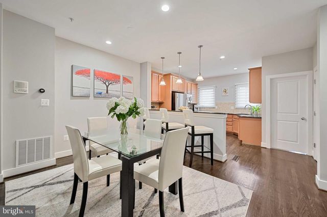 27 YOGURT LN, Baltimore, MD 21231