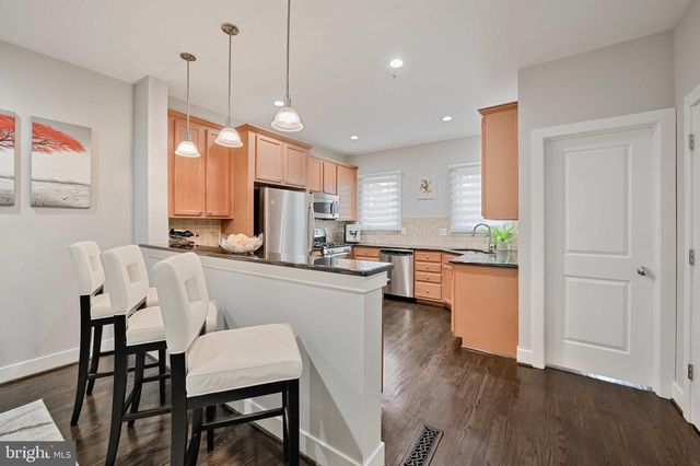 27 YOGURT LN, Baltimore, MD 21231