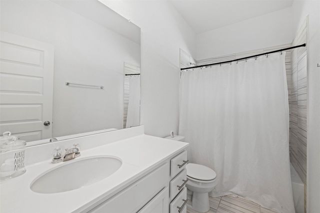 424 Arrowhead Vine ST, Leander, TX 78641