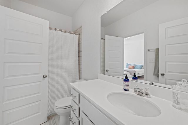 424 Arrowhead Vine ST, Leander, TX 78641