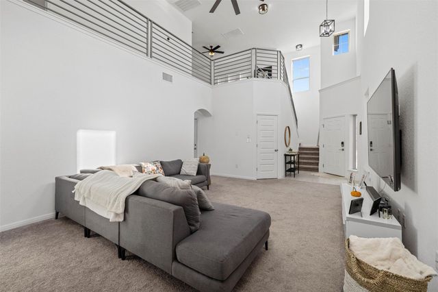 424 Arrowhead Vine ST, Leander, TX 78641