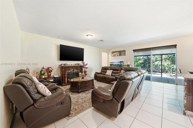 12921 SW 281st St, Homestead, FL 33033