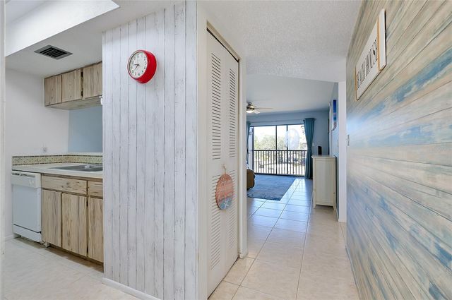 1999 KINGS HIGHWAY 133C, Punta Gorda, FL 33980