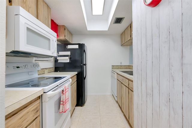 1999 KINGS HIGHWAY 133C, Punta Gorda, FL 33980