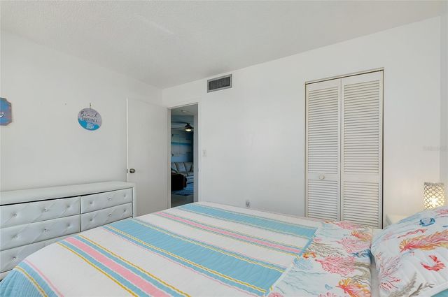 1999 KINGS HIGHWAY 133C, Punta Gorda, FL 33980