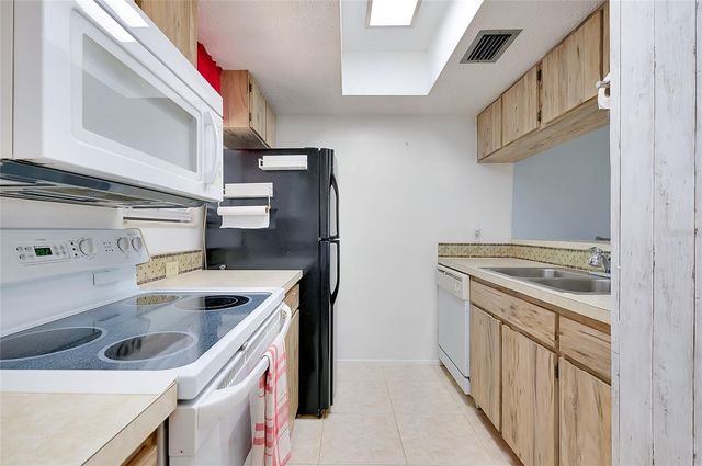 1999 KINGS HIGHWAY 133C, Punta Gorda, FL 33980