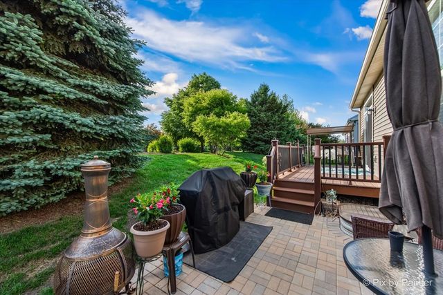 11995 Robb Court, Huntley, IL 60142