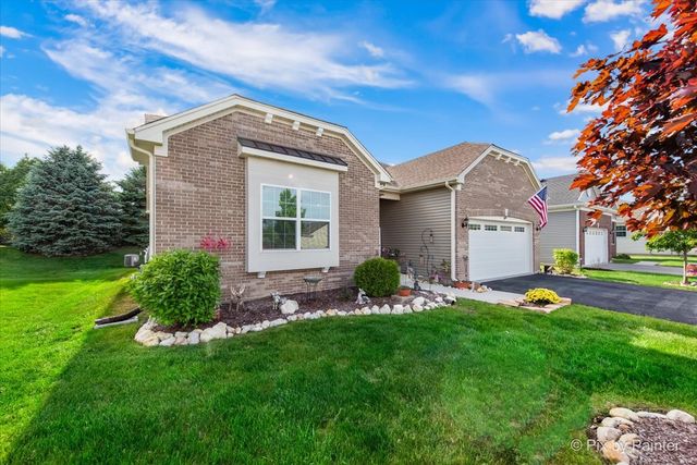 11995 Robb Court, Huntley, IL 60142