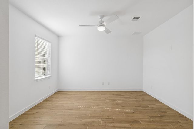 11714 Old Fashion Circle, Mont Belvieu, TX 77535