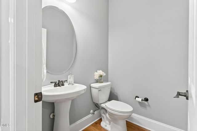 7320 Duncans Ridge Way, Fuquay Varina, NC 27526