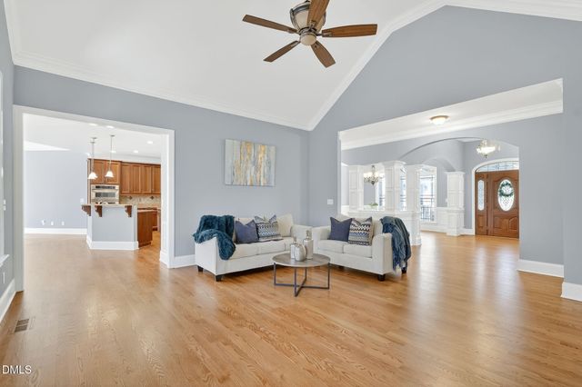 7320 Duncans Ridge Way, Fuquay Varina, NC 27526