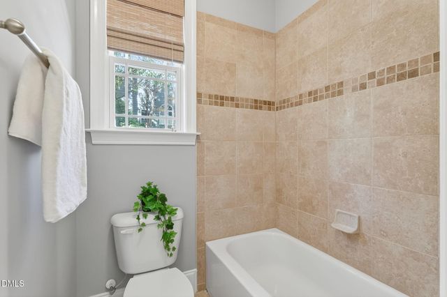 7320 Duncans Ridge Way, Fuquay Varina, NC 27526