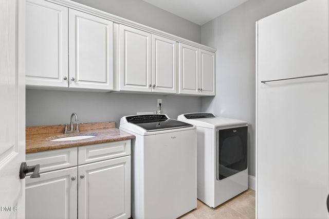 7320 Duncans Ridge Way, Fuquay Varina, NC 27526