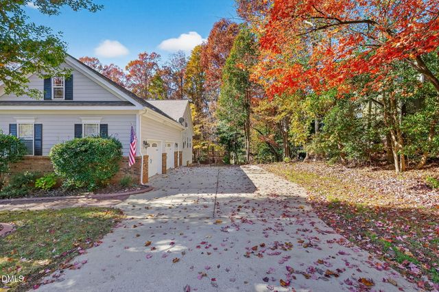 7320 Duncans Ridge Way, Fuquay Varina, NC 27526