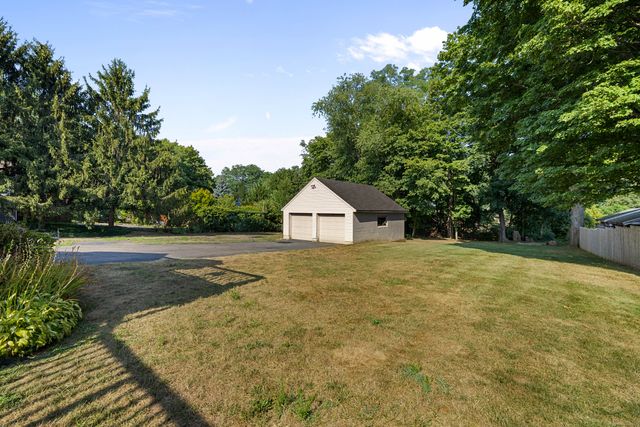 237 North High Street, East Haven, CT 06512