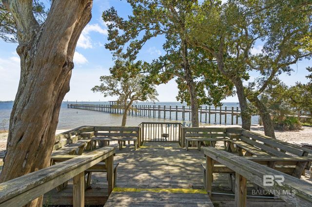 1325 Ridgewood Drive, Lillian, AL 36549