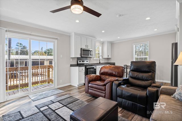 1325 Ridgewood Drive, Lillian, AL 36549