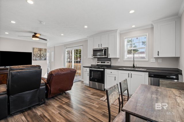 1325 Ridgewood Drive, Lillian, AL 36549