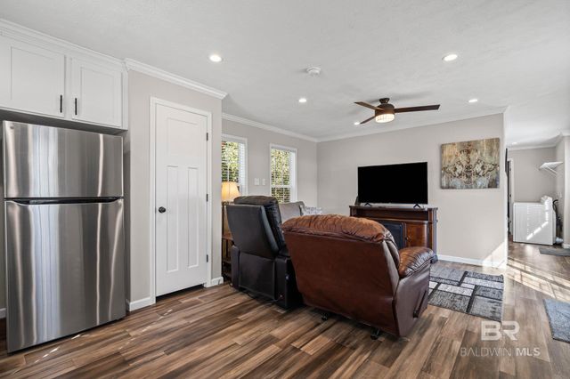 1325 Ridgewood Drive, Lillian, AL 36549