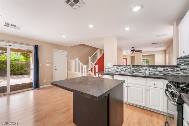 8995 Leaping Pad Court, Las Vegas, NV 89148