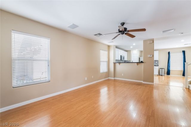 8995 Leaping Pad Court, Las Vegas, NV 89148