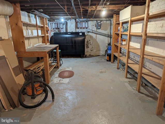 8 JERSEY ST, Trenton, NJ 08611