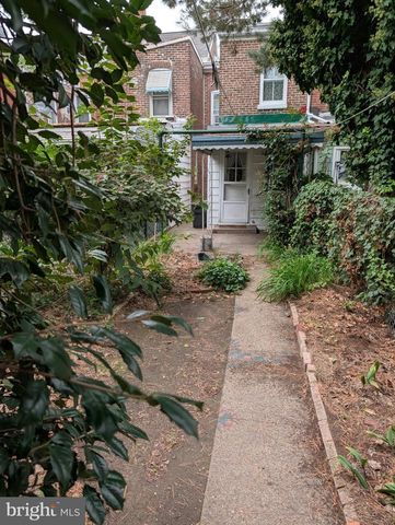 8 JERSEY ST, Trenton, NJ 08611