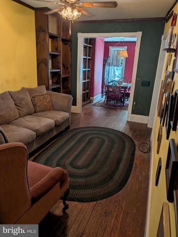 8 JERSEY ST, Trenton, NJ 08611