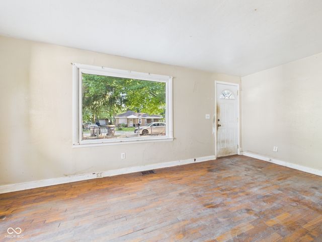2608 E 7th Street, Anderson, IN 46012