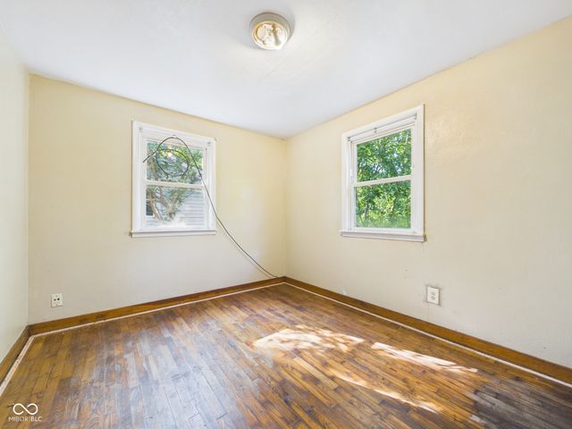 2608 E 7th Street, Anderson, IN 46012