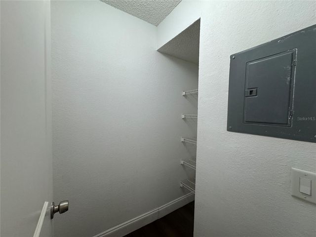 4532 COMMANDER DRIVE 2131, Orlando, FL 32822
