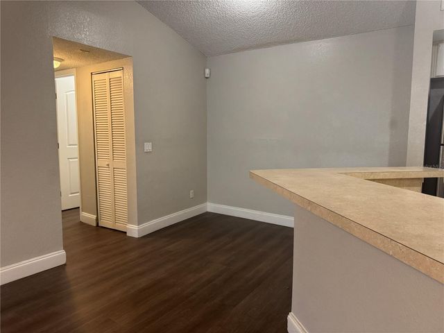 4532 COMMANDER DRIVE 2131, Orlando, FL 32822